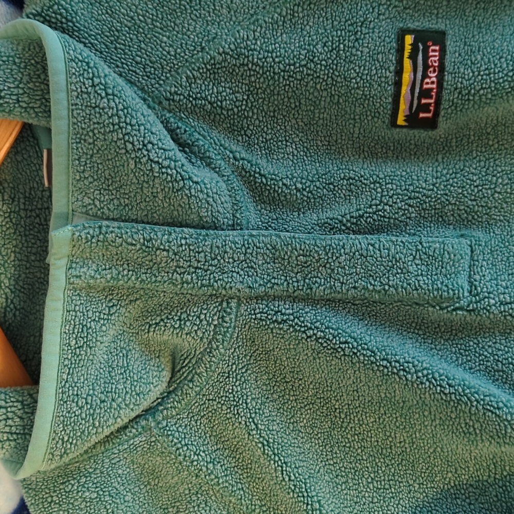 L.L. Bean fleece shirt - Picture 7 of 8